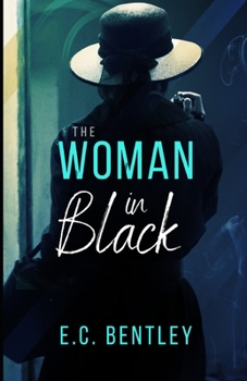 Paperback The Woman in Black Illustrated Book