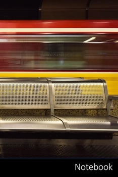 Notebook: Asseyez-Vous, Architecture, Intérieur, Bâtiment Carnet / Journal / Livre d'écriture / Calepin / Agenda / Notes - 6 x 9 pouces (15,24 x 22,86 cm), 110 pages, surface brillante.