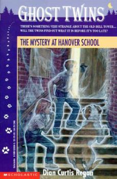 Paperback Ghost Twins #07: The Mystery at Hanover School Book