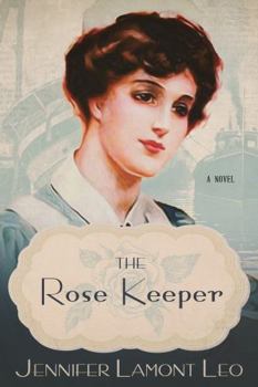 Paperback The Rose Keeper: Large Print Edition Book