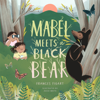 Paperback Mabel Meets a Black Bear Book