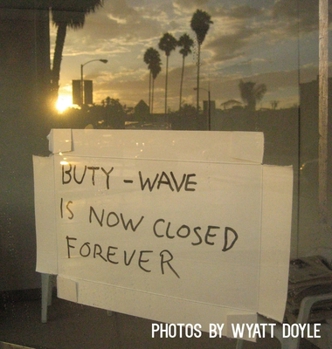 Hardcover Buty-Wave Is Now Closed Forever Book