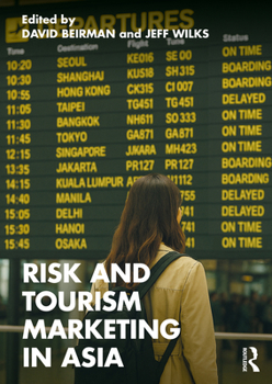 Paperback Risk and Tourism Marketing in Asia Book