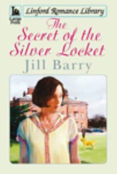 Paperback The Secret of the Silver Locket [Large Print] Book