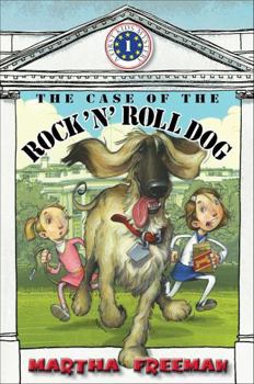 Paperback The Case of the Rock 'N' Roll Dog (First Kids Mystery) Book