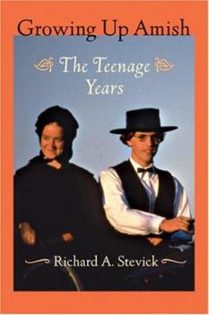 Hardcover Growing Up Amish: The Teenage Years Book