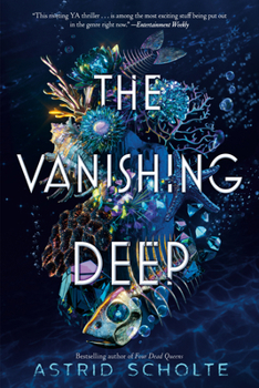 Paperback The Vanishing Deep Book