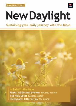Paperback New Daylight May - August 2017: Sustaining your daily journey with the Bible Book