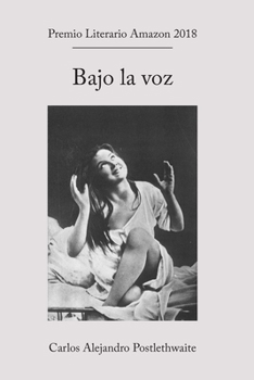 Paperback Bajo la voz [Spanish] Book