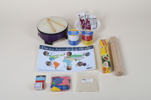 Paperback Let's Drum Book