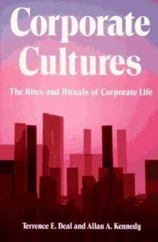 Paperback Corporate Cultures: The Rites and Rituals of Corporate Life Book