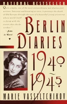 Paperback Berlin Diaries, 1940-1945 Book