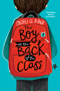 Paperback The Boy at the Back of the Class Book