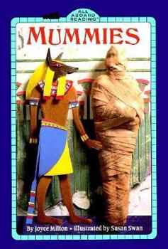 Hardcover Mummies (All Aboard Reading, Level 2) Book