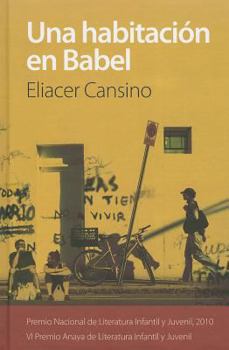 Hardcover Una Habitacion en Babel = A Room in Babel [Spanish] Book