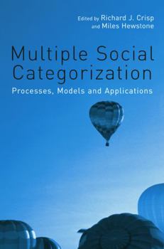 Paperback Multiple Social Categorization: Processes, Models and Applications Book