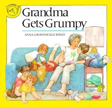 Paperback Grandma Gets Grumpy Book