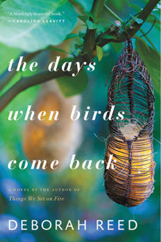 Paperback The Days When Birds Come Back Book