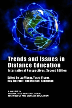Paperback Trends and Issues in Distance Education: International Perspectives, Second Edition Book