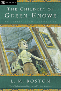 Paperback The Children of Green Knowe Book