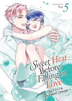 Paperback Sweet Heat Before Falling in Love: The CEO and His Fated Omega Vol. 5 Book