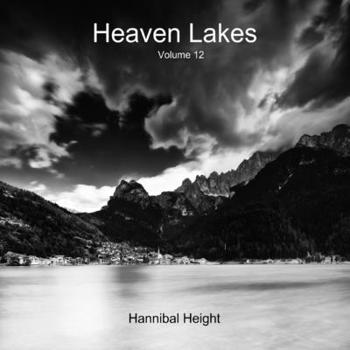 Paperback Heaven Lakes - Volume 12 Book