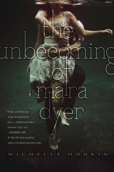 Hardcover The Unbecoming of Mara Dyer: Volume 1 Book