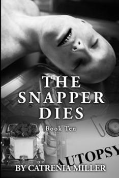 Paperback The Snapper Dies Book