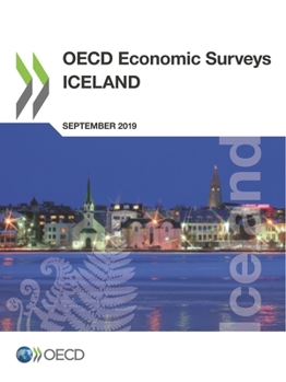 Paperback OECD Economic Surveys: Iceland 2019 Book