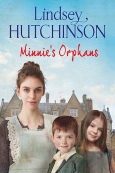 Paperback Minnie's Orphans [Large Print] Book