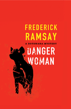 Paperback Danger Woman [Large Print] Book