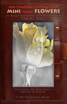 Paperback New Creations Coloring Book Series: Flowers Mini Book