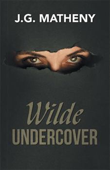 Hardcover Wilde Undercover Book