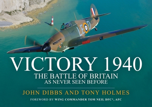 Paperback Victory 1940: The Battle of Britain as Never Seen Before Book