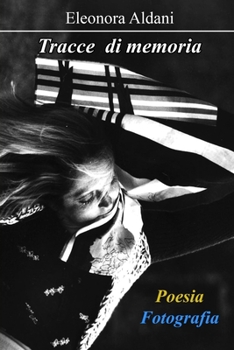 Paperback poesie [Italian] Book