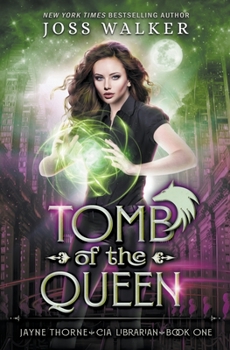 Paperback Tomb of the Queen Book