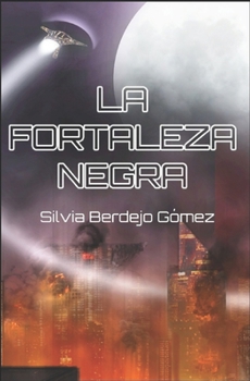 Paperback La Fortaleza Negra [Spanish] Book
