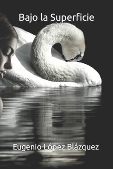 Paperback Bajo la Superficie [Spanish] Book
