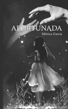 Paperback Afortunada [Spanish] Book