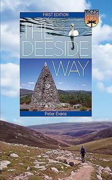 Paperback The Deeside Way: Long Distance Guide Book