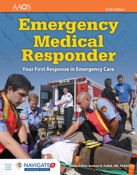 Paperback Emergency Medical Responder: Your First Response in Emergency Care: Your First Response in Emergency Care Book