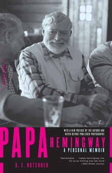 Paperback Papa Hemingway: A Personal Memoir Book