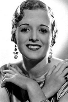 Paperback Mary Astor notebook - achieve your goals, perfect 120 lined pages #1 Book