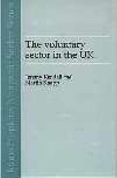 Paperback The Voluntary Sector in the UK Book