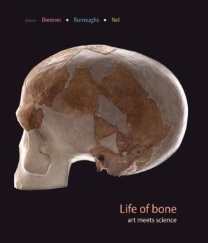 Paperback Life of Bone: Art Meets Science Book