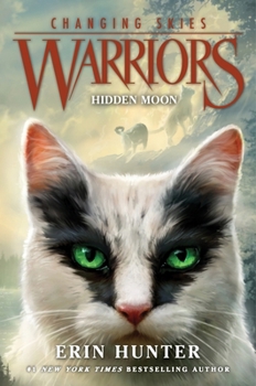 Hardcover Warriors: Changing Skies #2: Hidden Moon Book