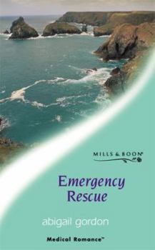 Paperback Emergency Rescue (Medical Romance) Book