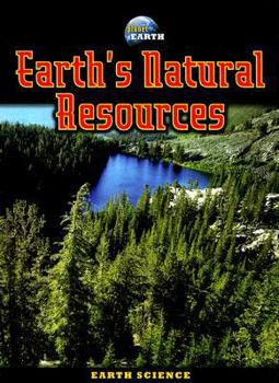 Paperback Earth's Natural Resources (Planet Earth) Book