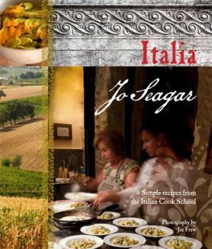 Hardcover Italia: Simple Recipes From the Italian Cook School Book