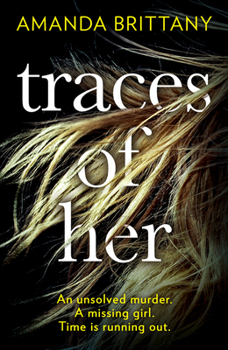 Paperback Traces of Her Book